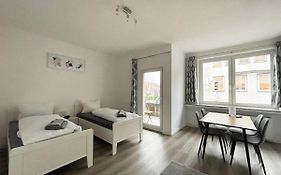 Zentrale Studios für Monteure I home2share